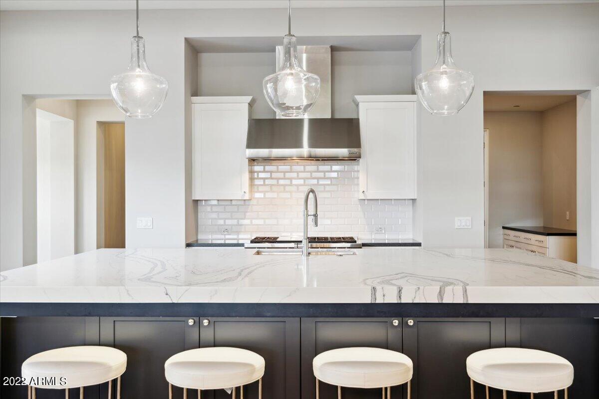WHITE HORSE - Residential