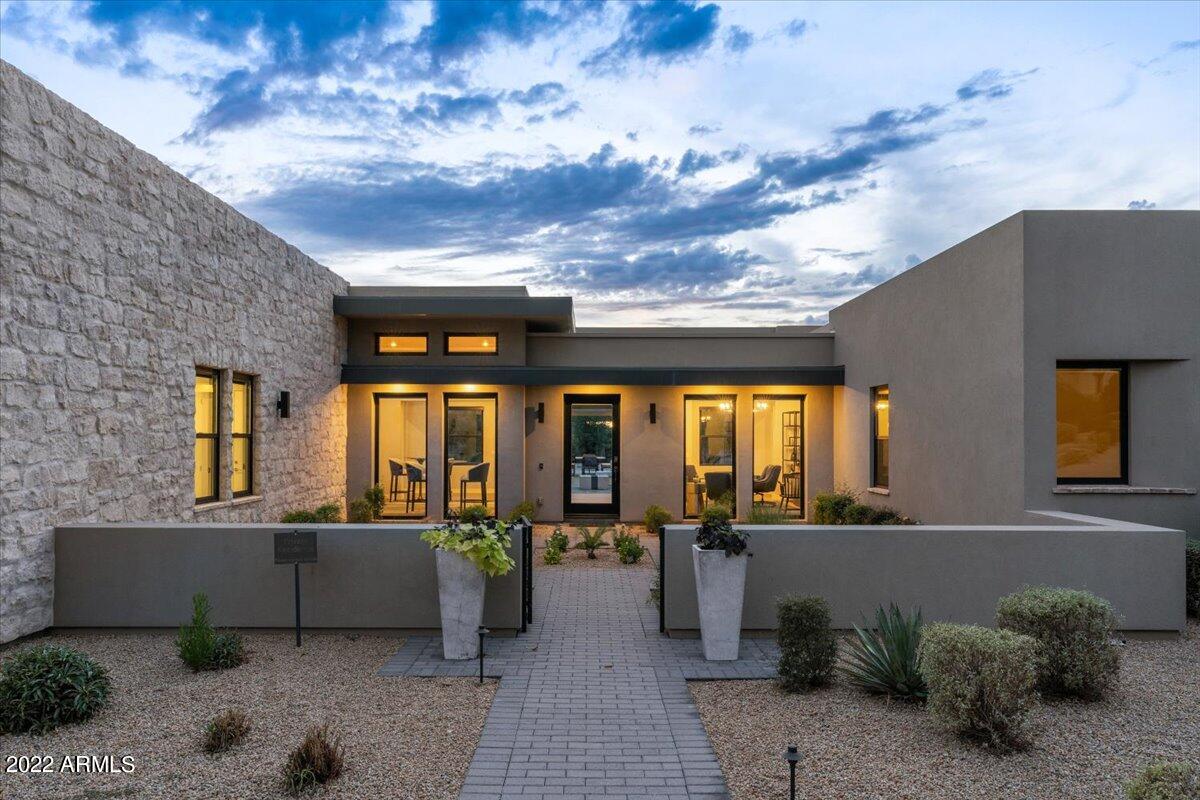 WHITE HORSE - Residential
