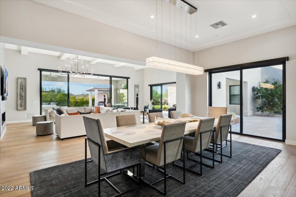 WHITE HORSE - Residential