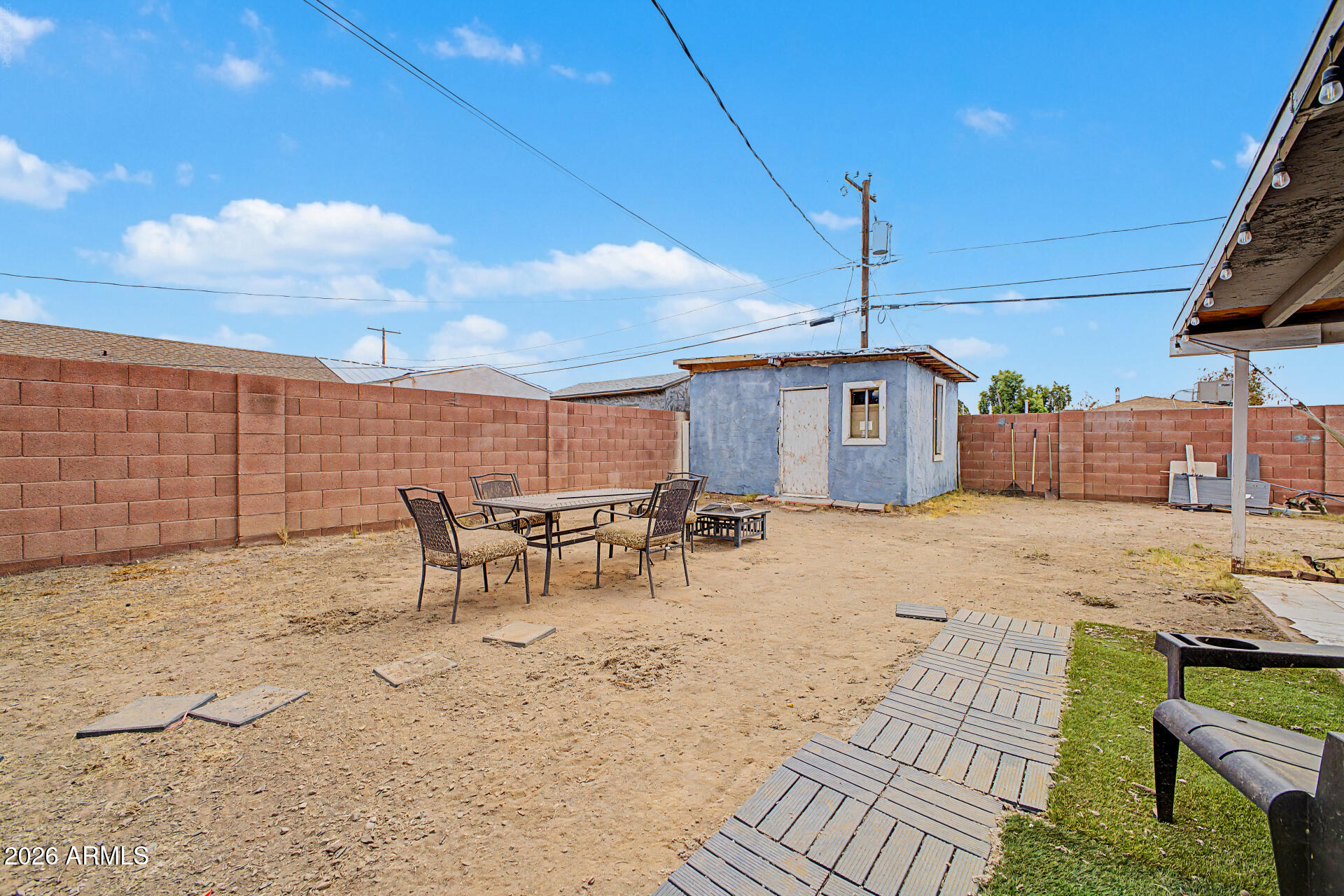 PALOMAR HOMES 3 - Residential
