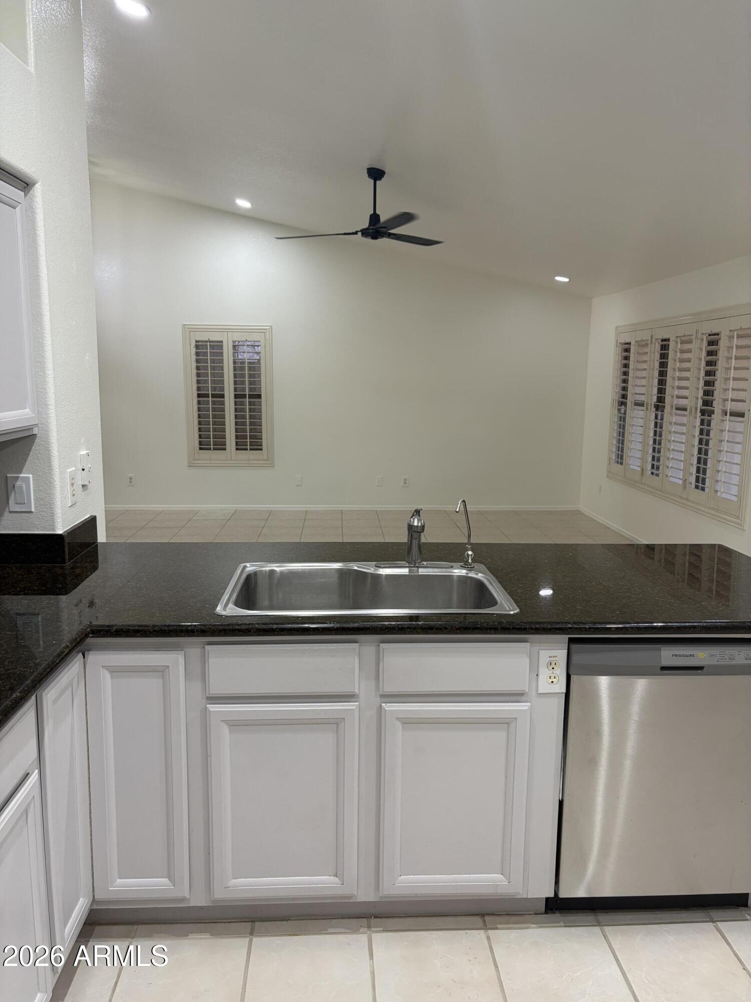 PARKRIDGE 2 - Residential Lease