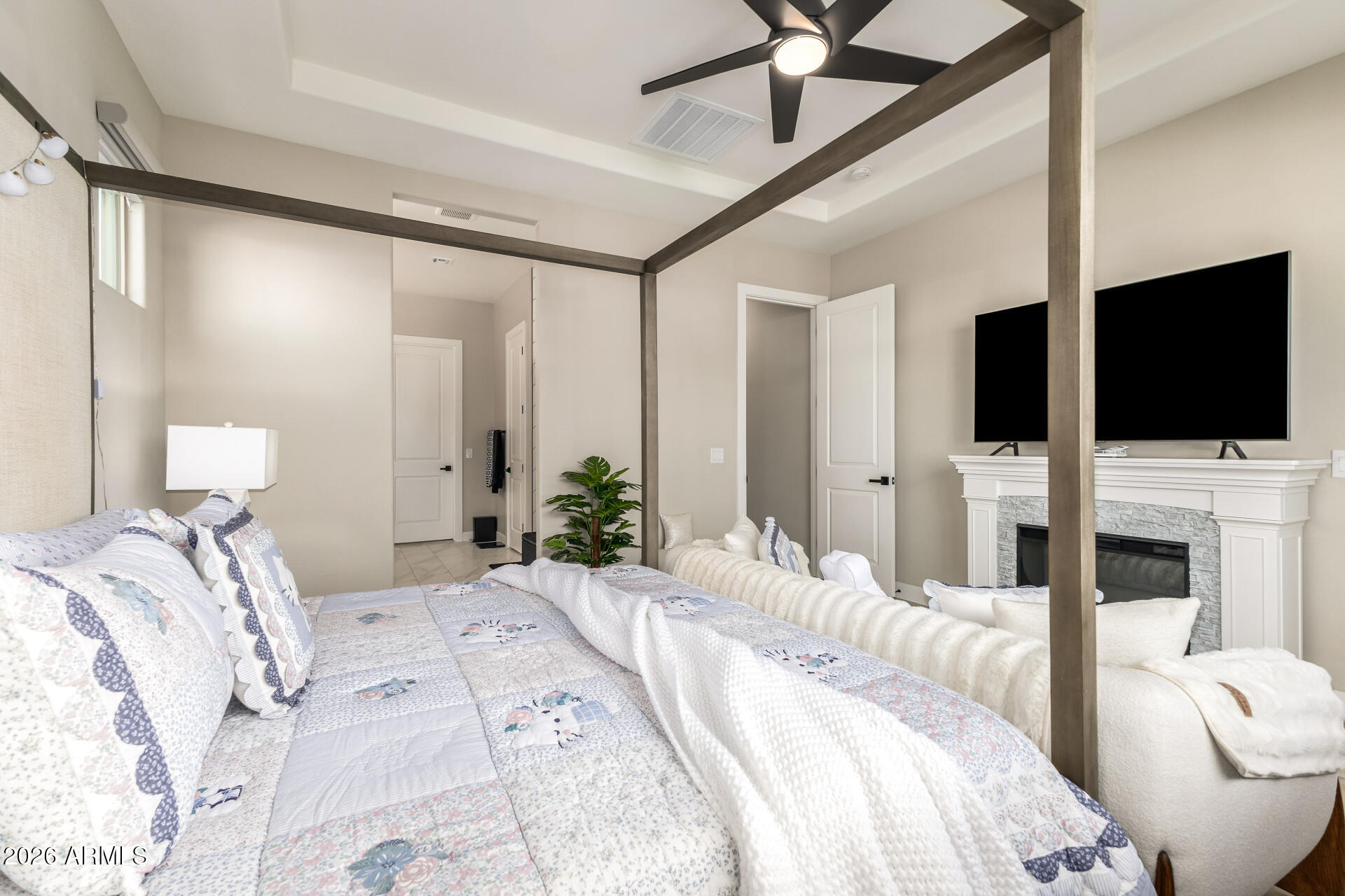 ESTRELLA PARCEL 9.43 - Residential