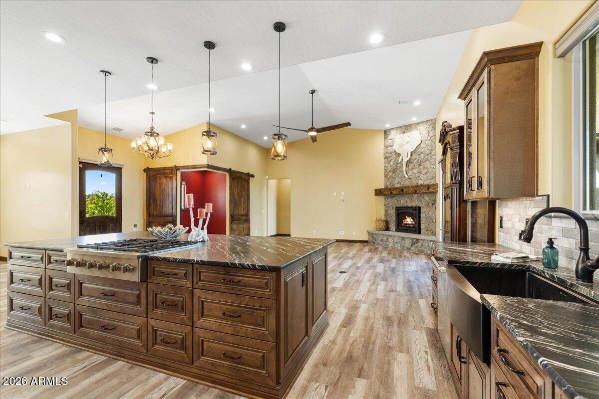 S27 T16N R2W - Residential