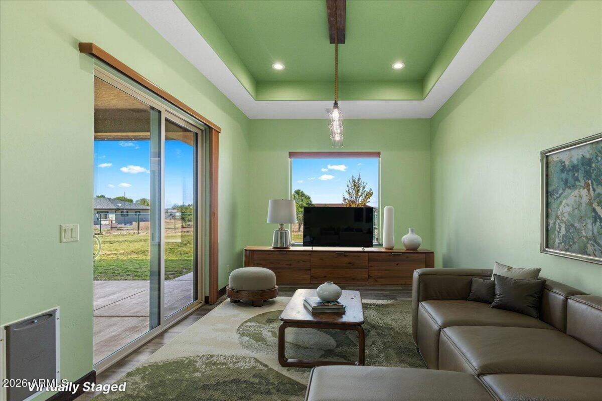 S27 T16N R2W - Residential