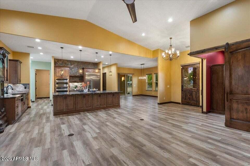 S27 T16N R2W - Residential