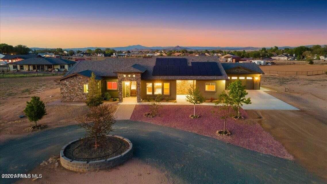 S27 T16N R2W - Residential