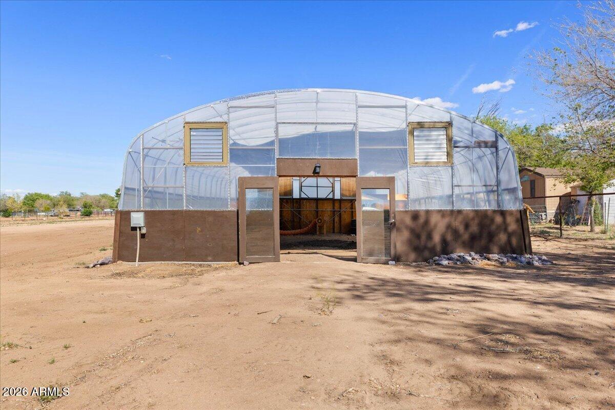 S27 T16N R2W - Residential