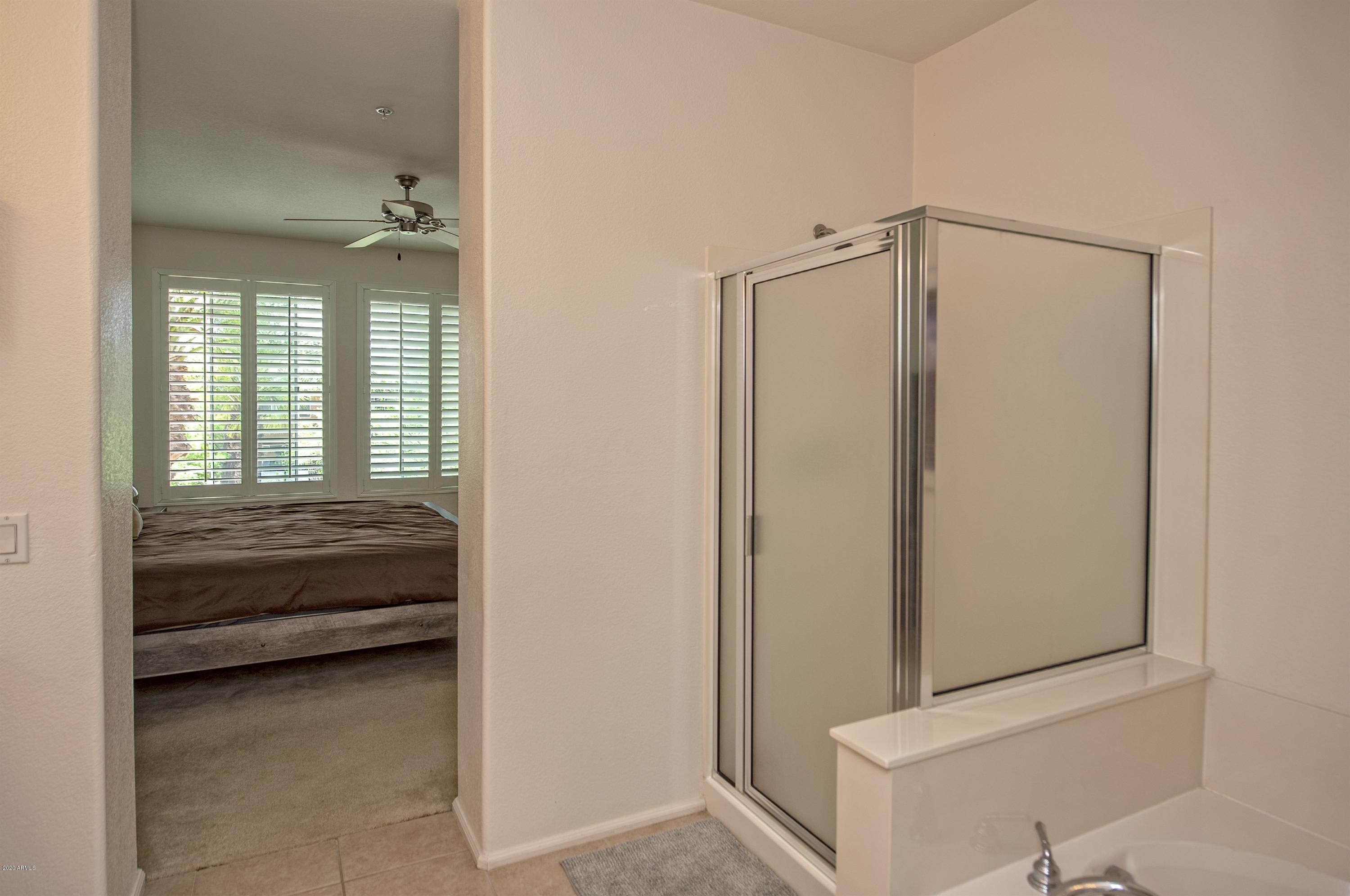 QUARTER CONDOMINIUM - Residential Lease
