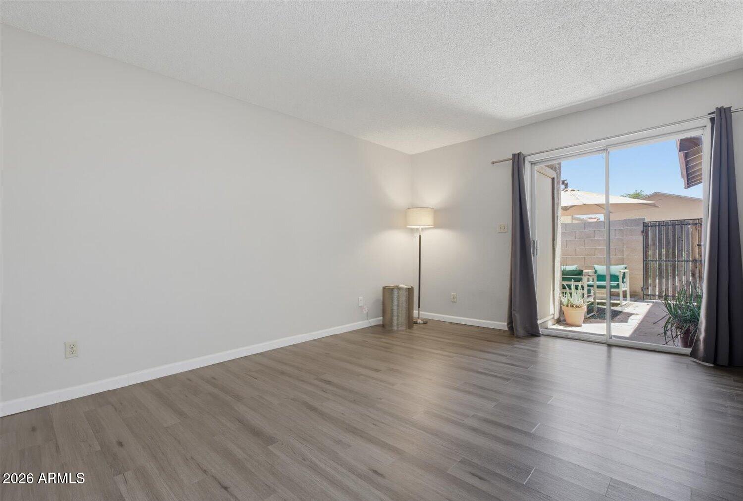 CASITAS EAST - Residential
