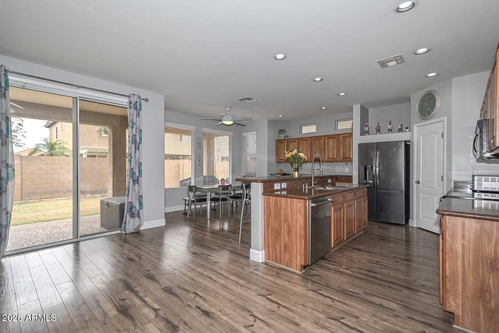 DESERT STAR - Residential