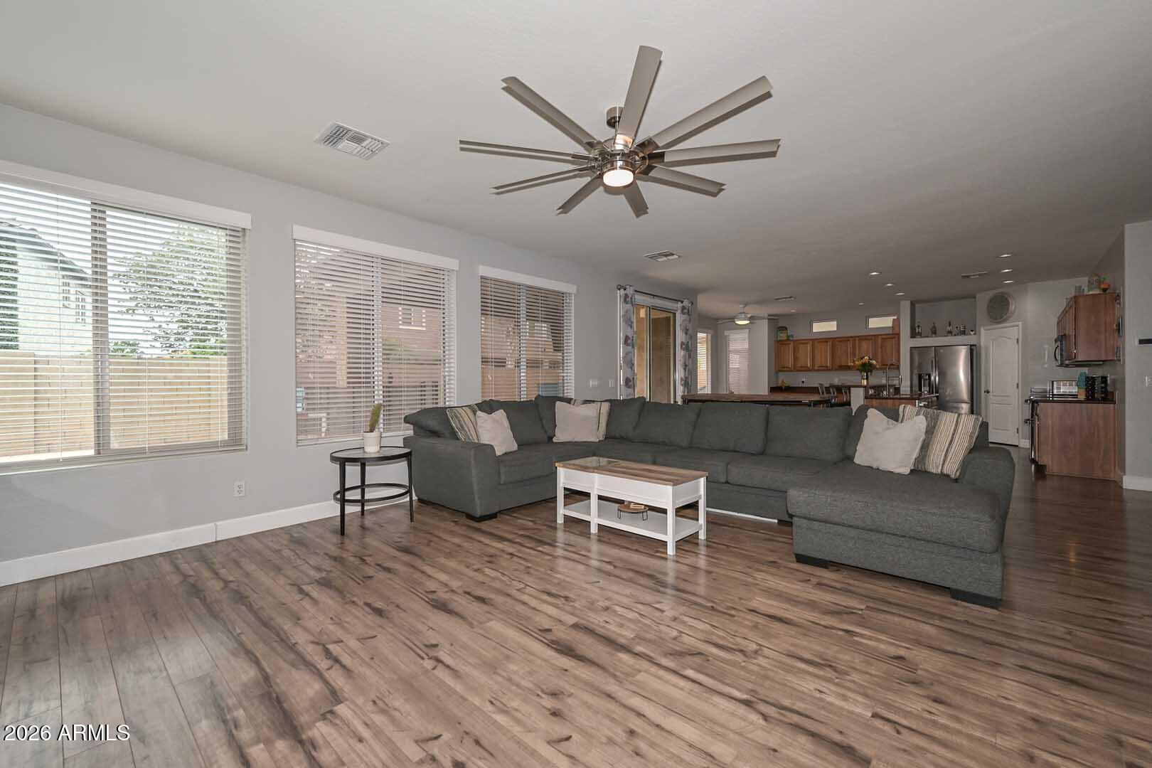 DESERT STAR - Residential