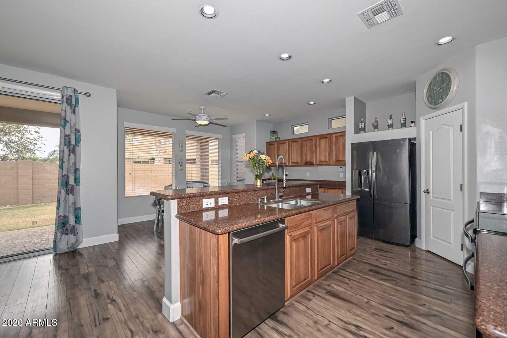 DESERT STAR - Residential