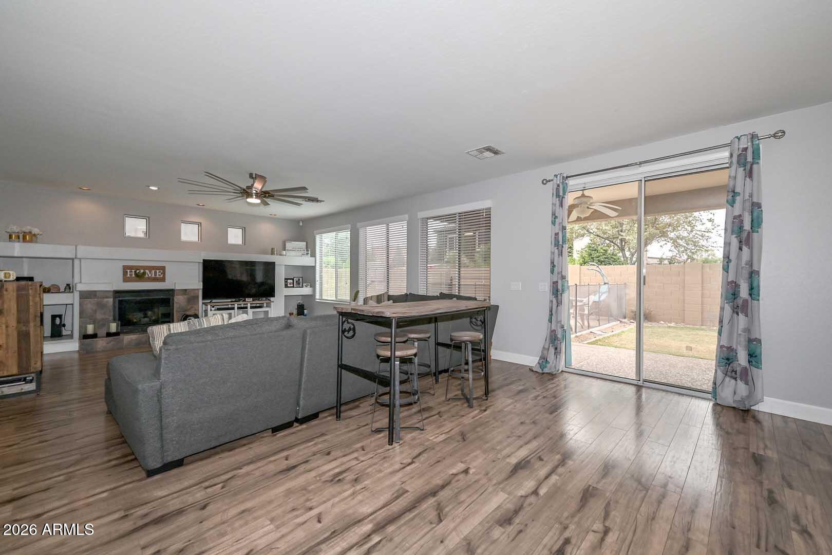 DESERT STAR - Residential