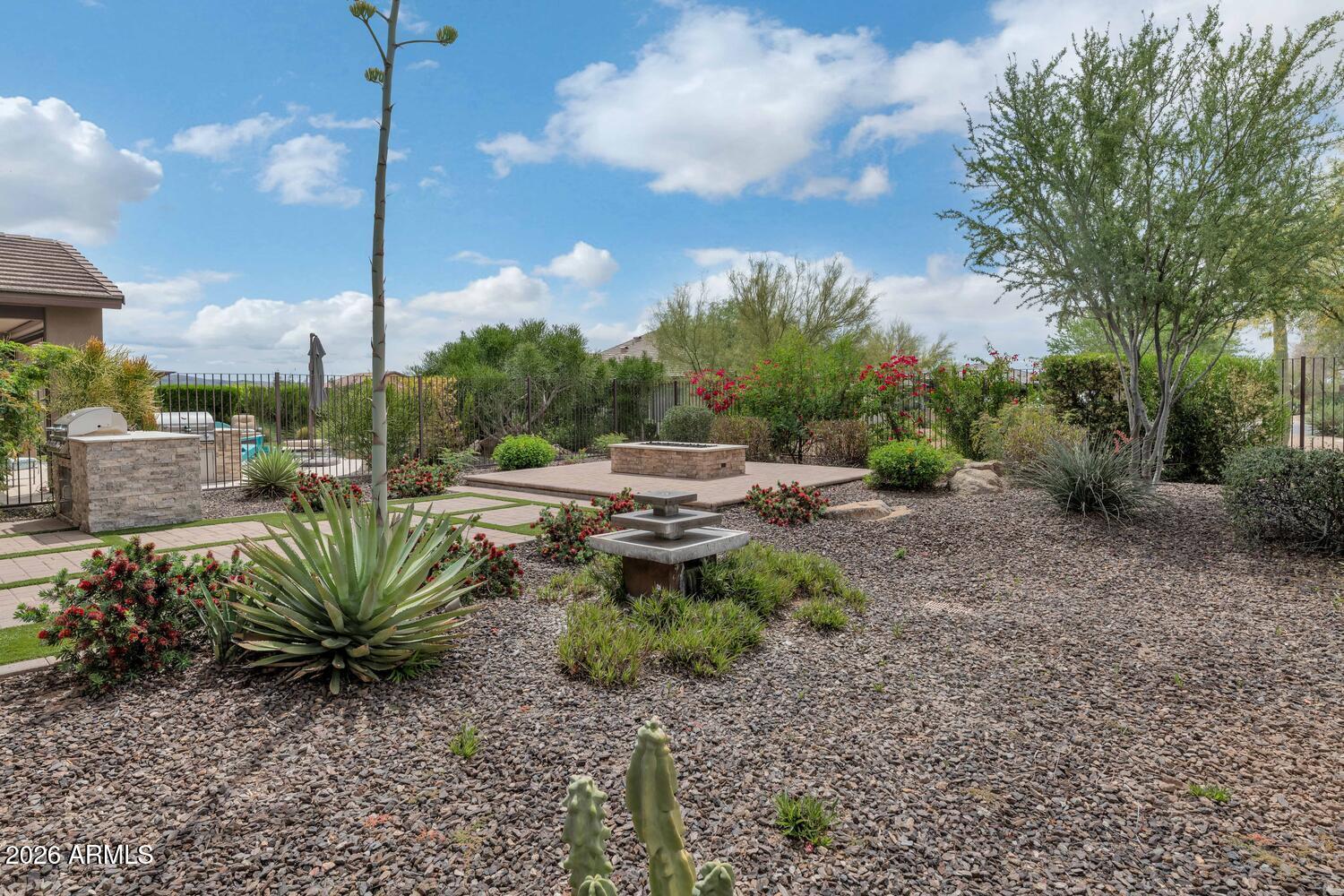 TRILOGY AT VERDE RIVER - Residential