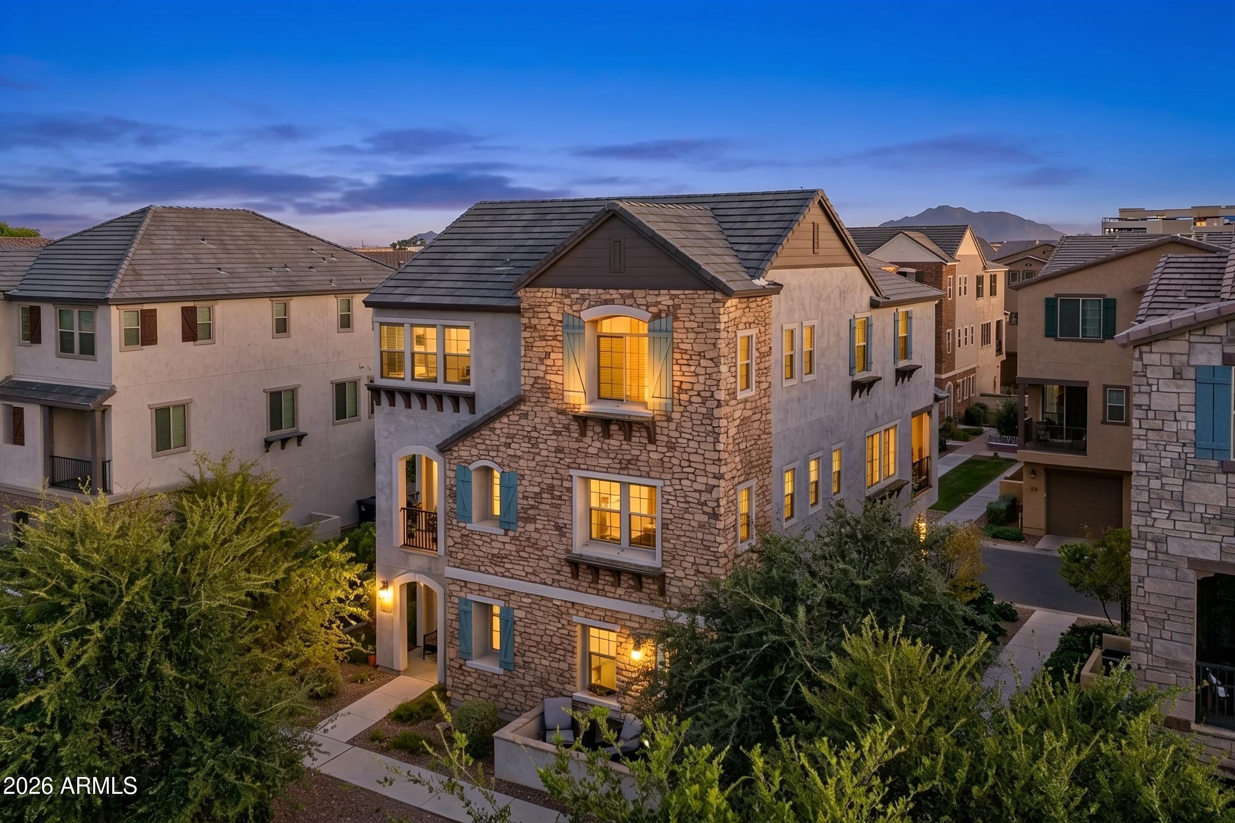 VAL VISTA CLASSIC PARCEL 1 CONDOMINIUM BLOCKS 20 T - Residential