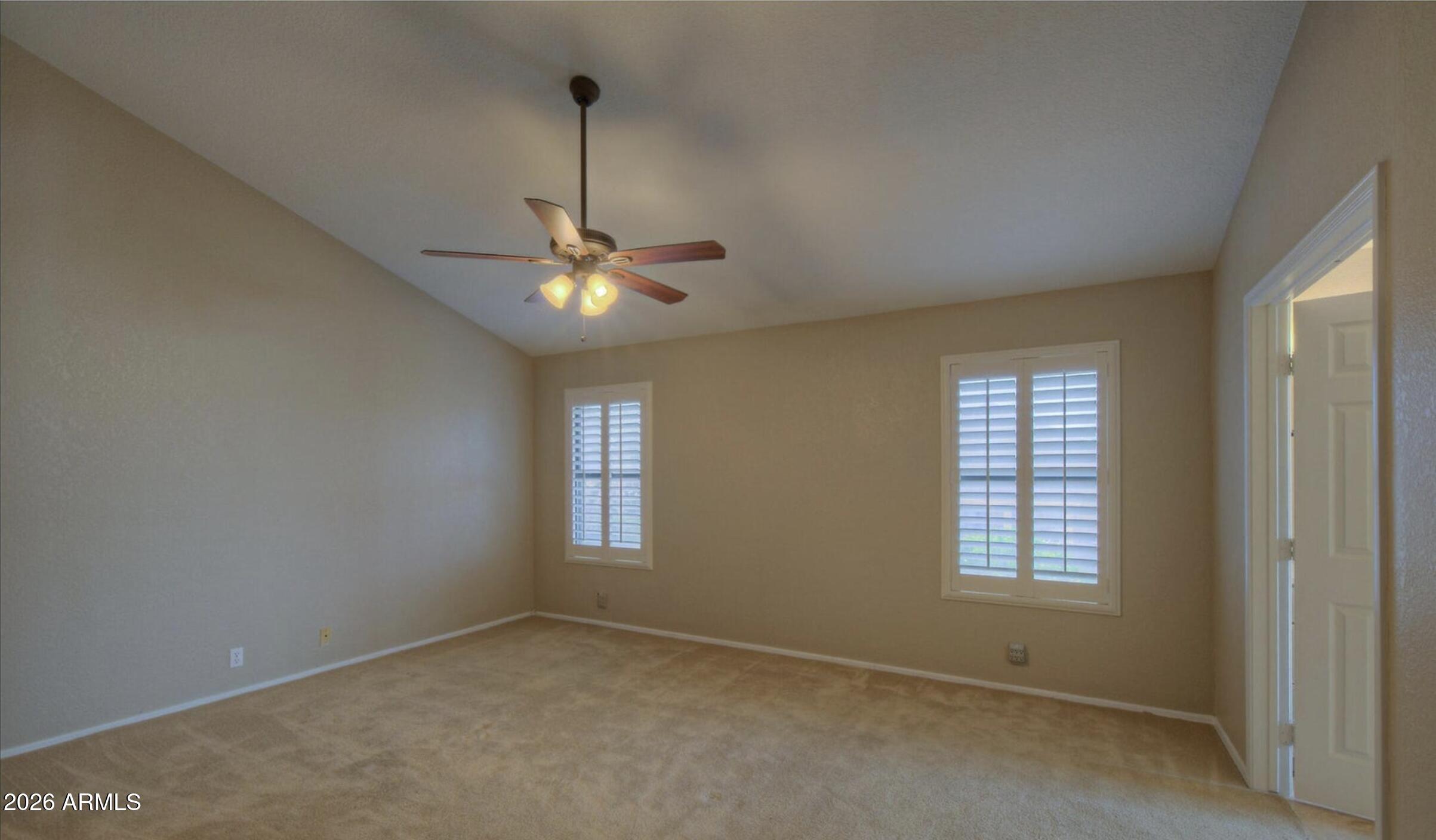 DESERT RIDGE UNIT 2 PHASE 3 - Residential Lease