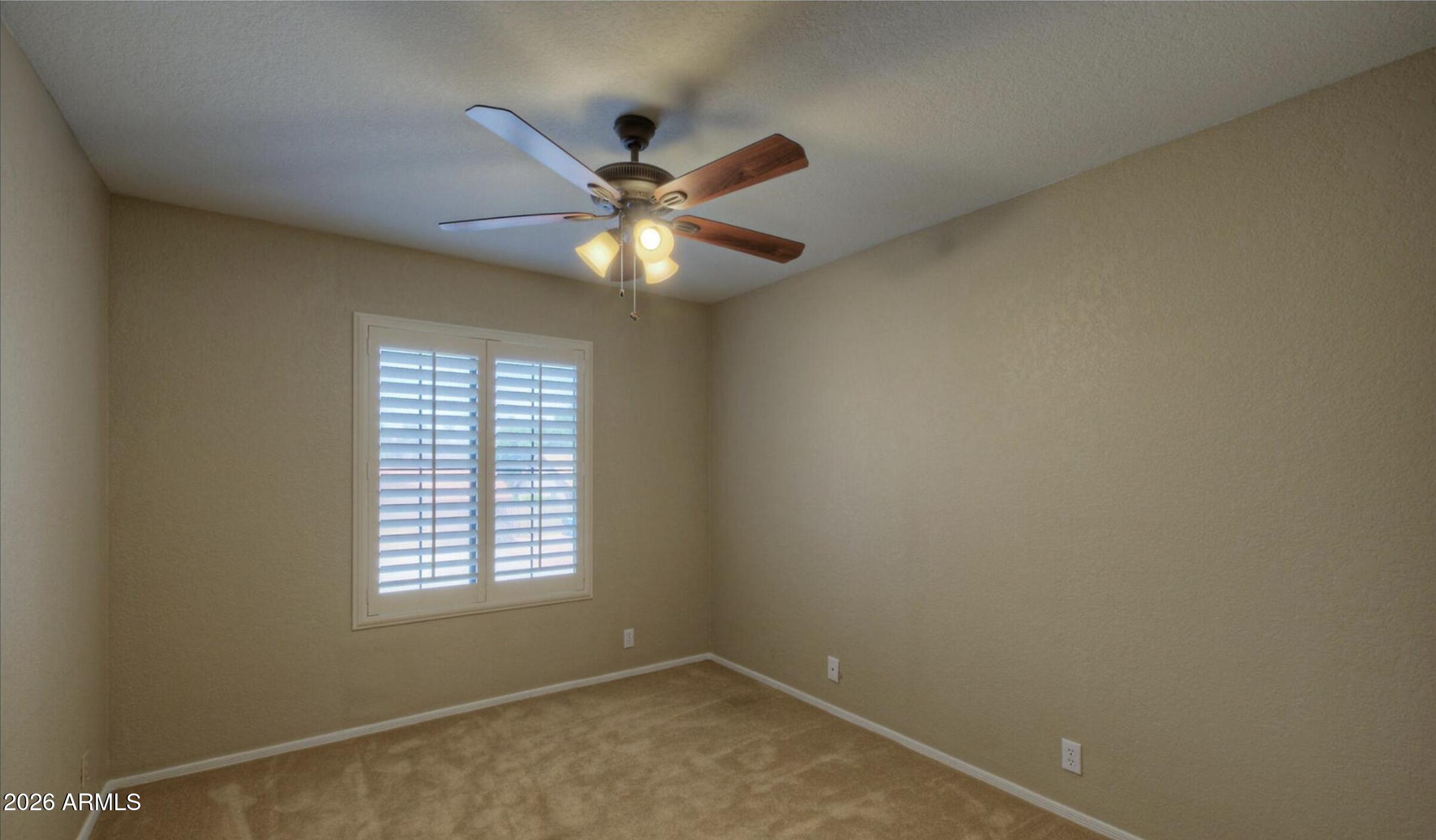 DESERT RIDGE UNIT 2 PHASE 3 - Residential Lease