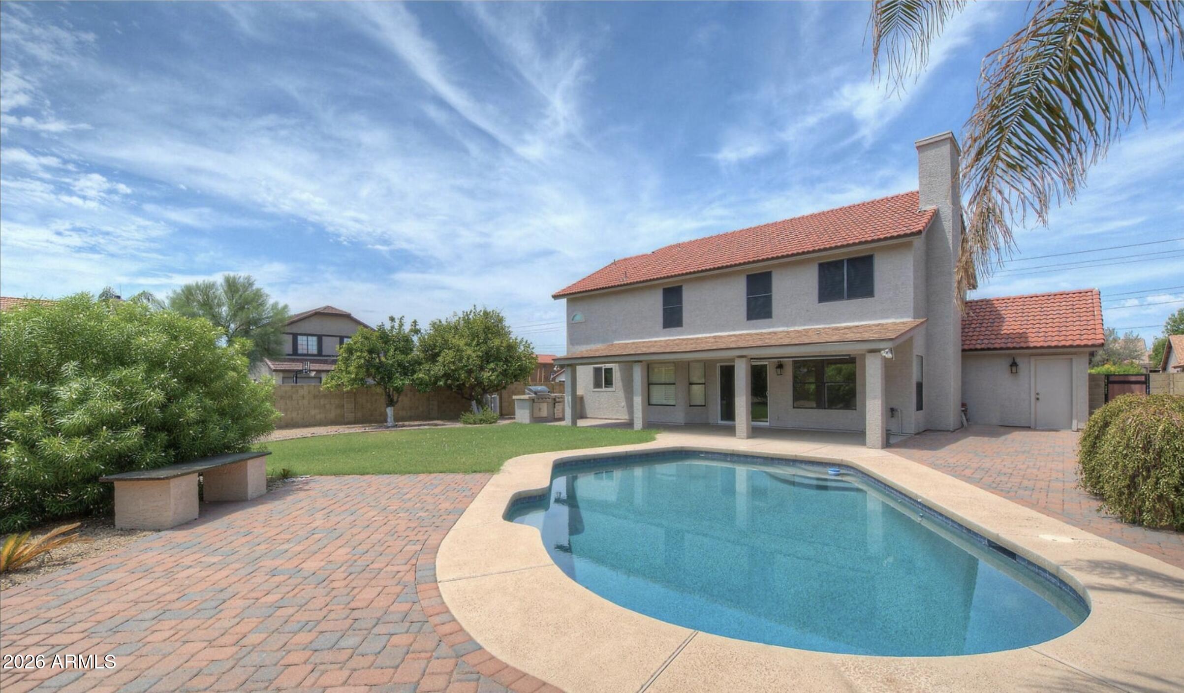 DESERT RIDGE UNIT 2 PHASE 3 - Residential Lease