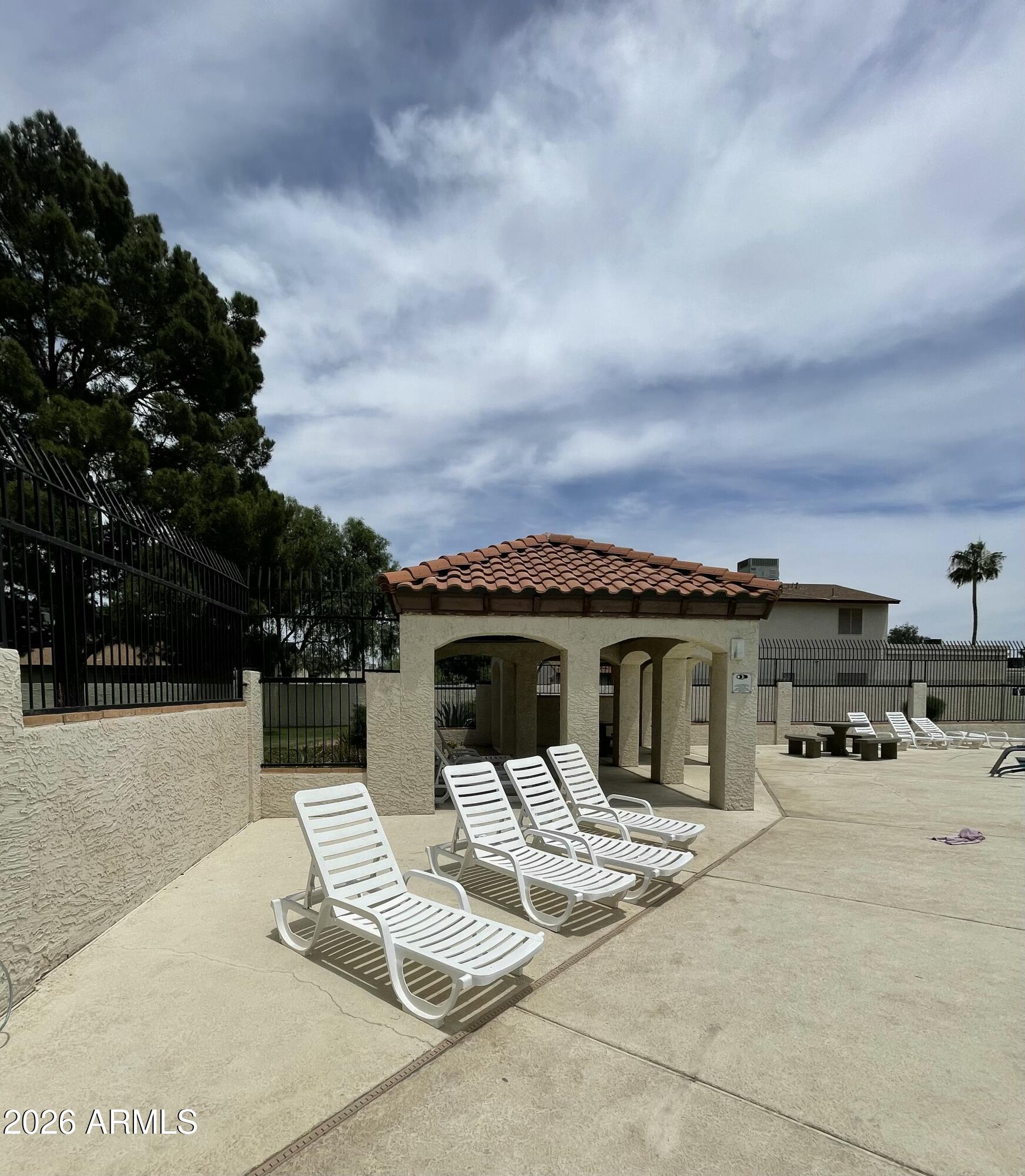 OVERLAND HILLS 2 LOT 320-484 TR A B - Residential