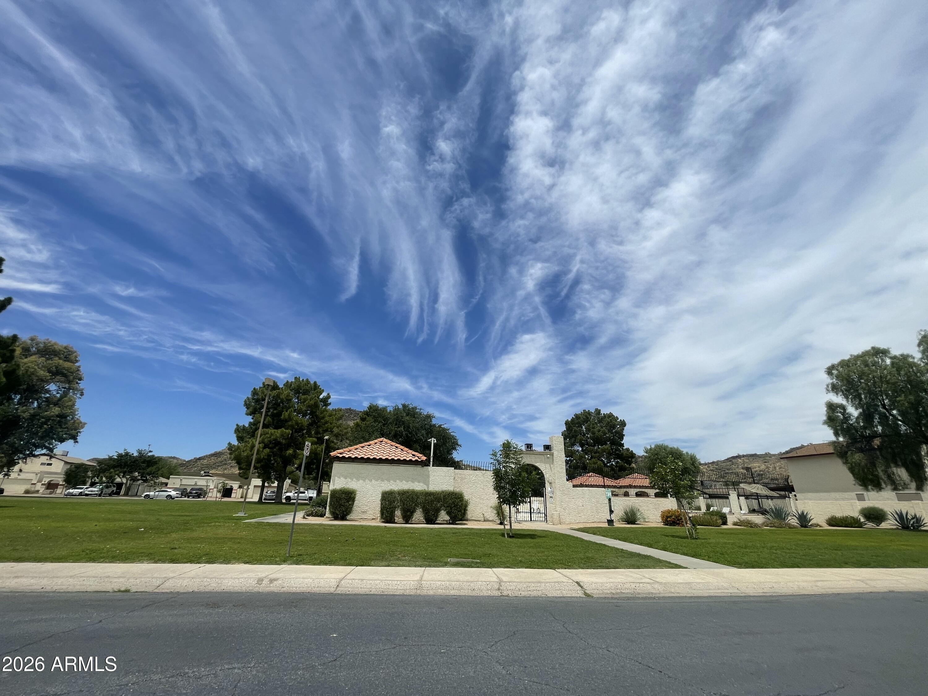 OVERLAND HILLS 2 LOT 320-484 TR A B - Residential