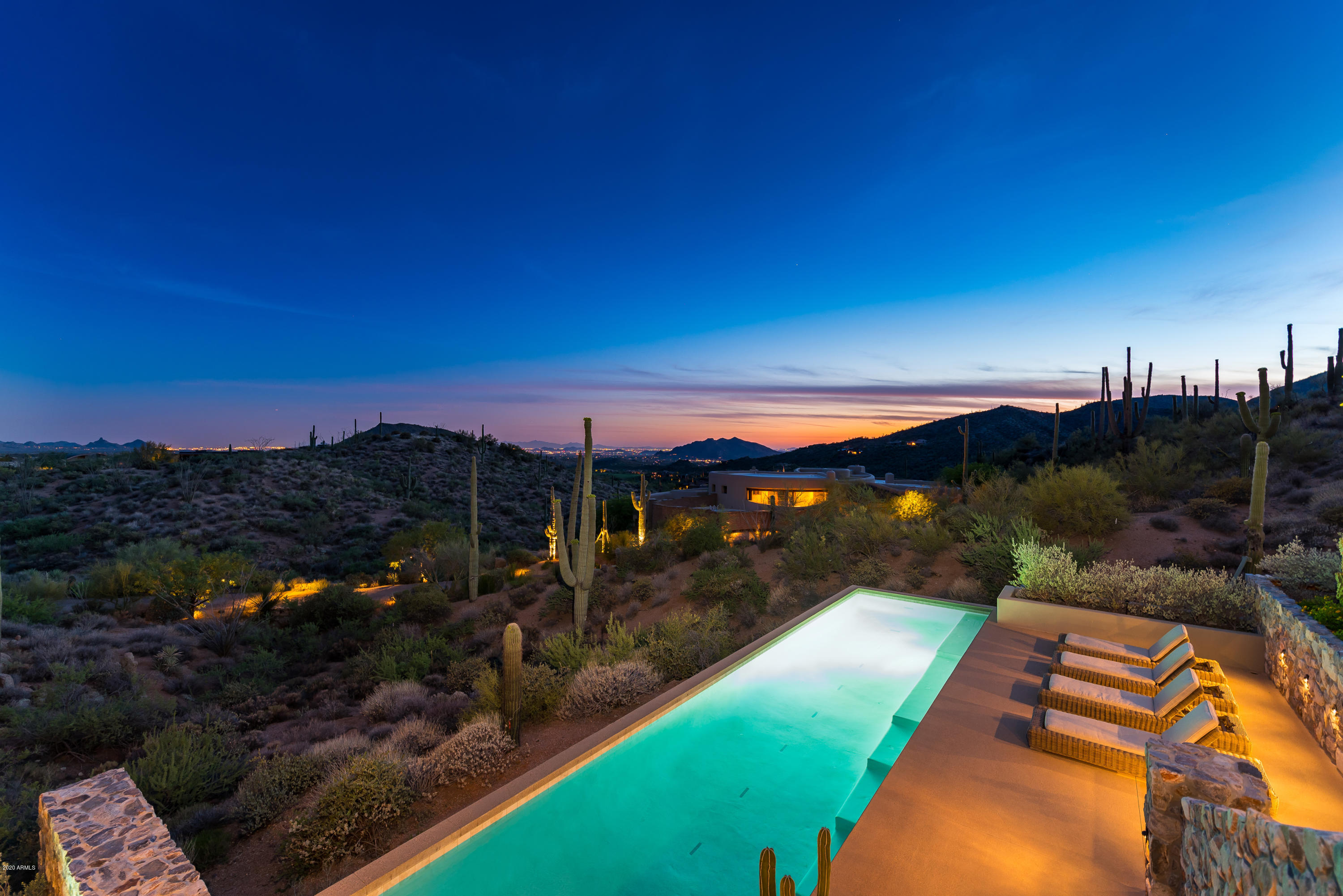 DESERT MOUNTAIN - Residential