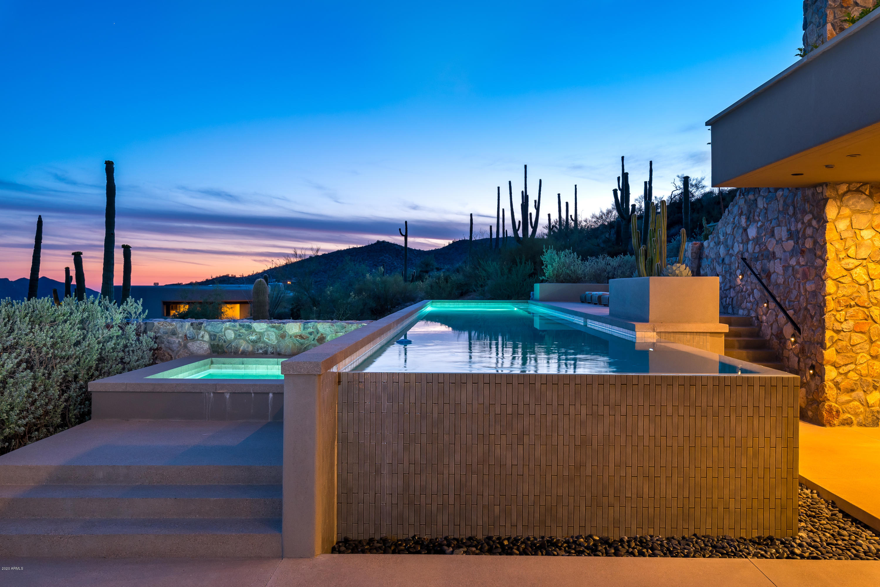 DESERT MOUNTAIN - Residential