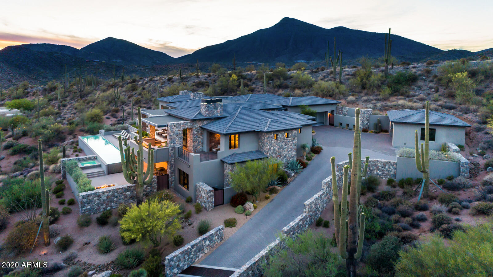 DESERT MOUNTAIN - Residential