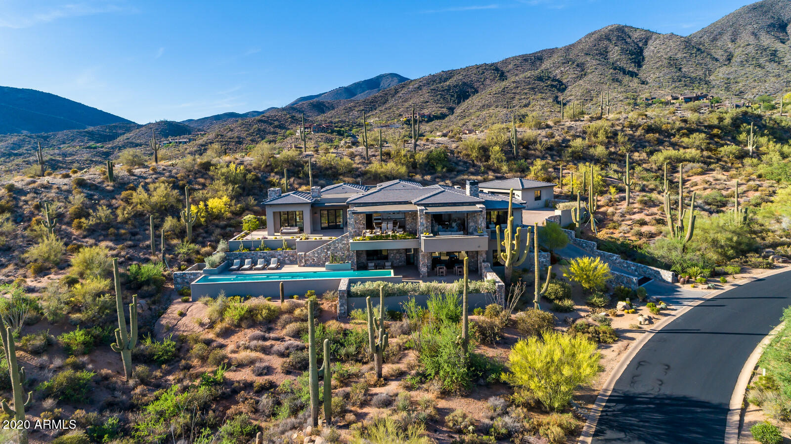 DESERT MOUNTAIN - Residential