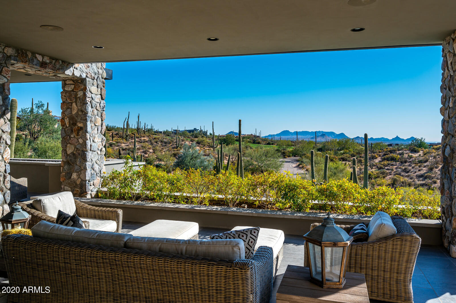 DESERT MOUNTAIN - Residential