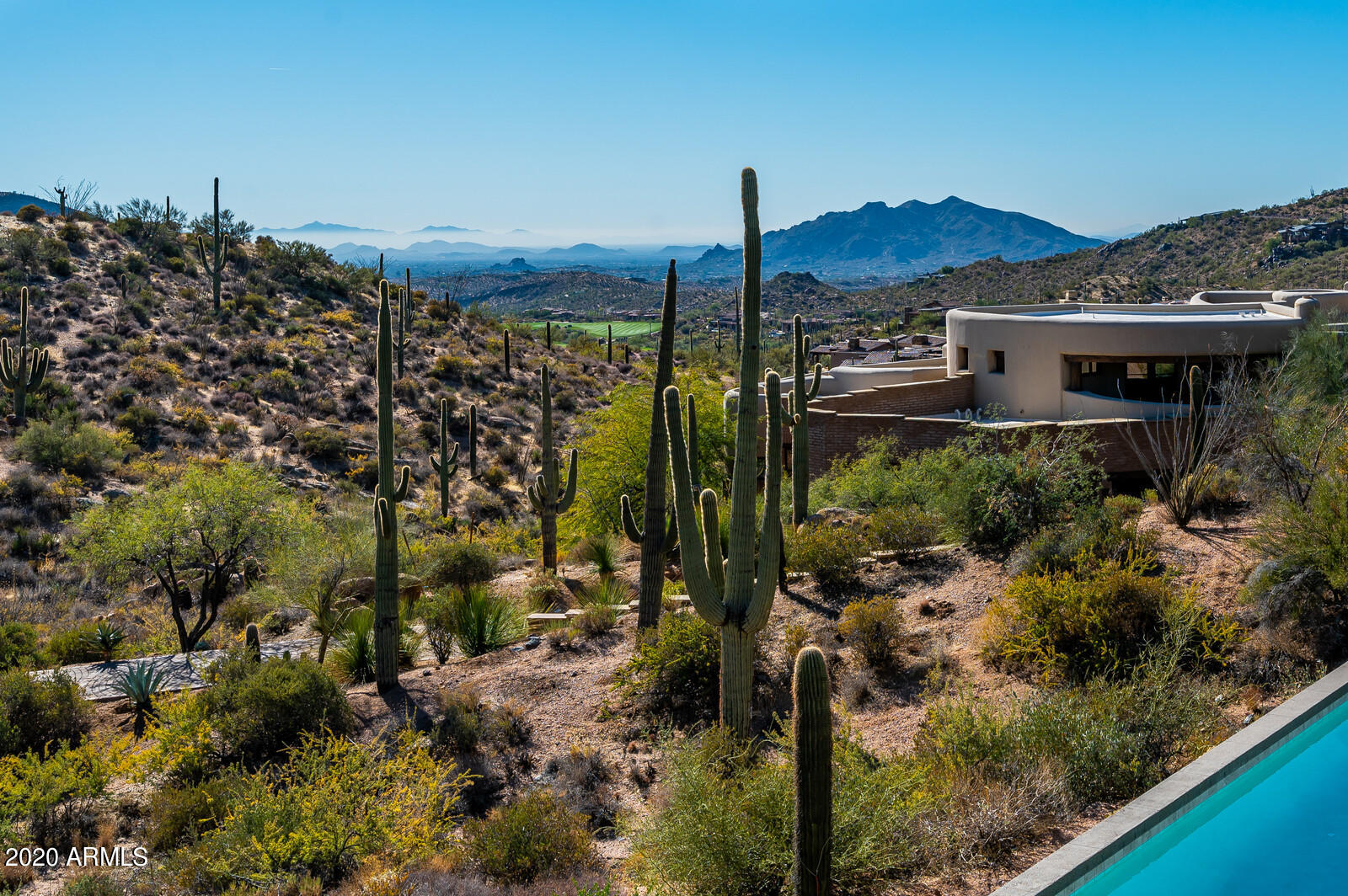DESERT MOUNTAIN - Residential
