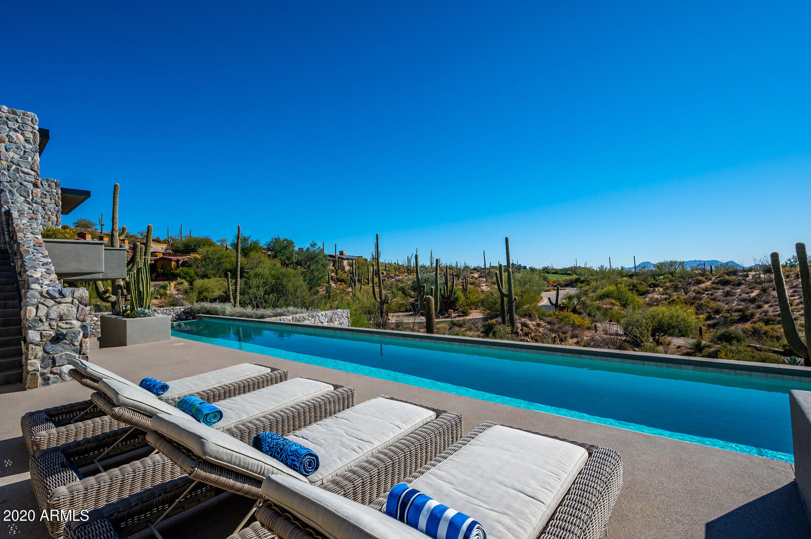 DESERT MOUNTAIN - Residential
