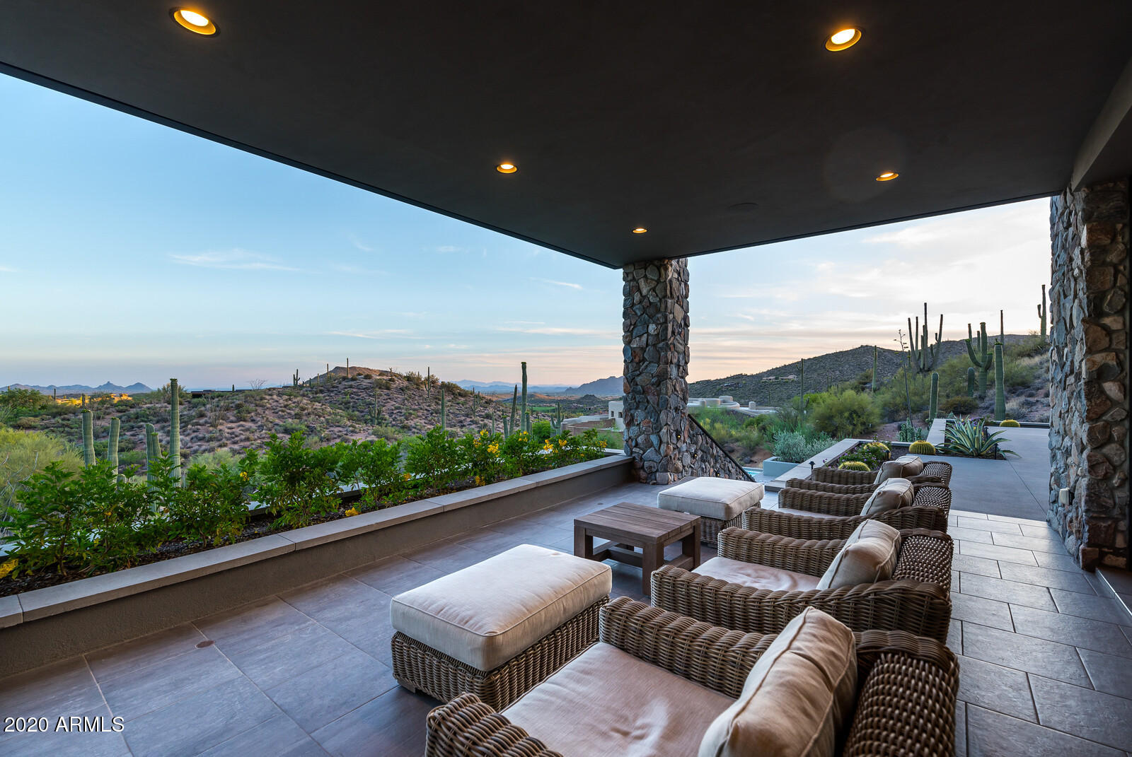 DESERT MOUNTAIN - Residential