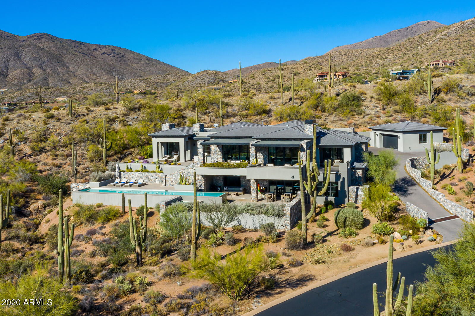DESERT MOUNTAIN - Residential
