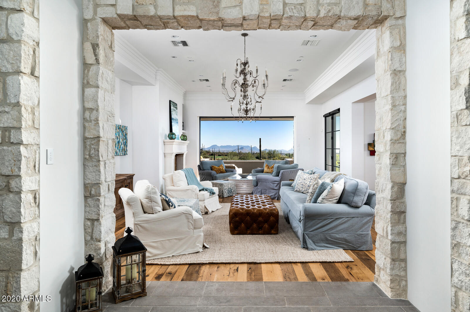 DESERT MOUNTAIN - Residential