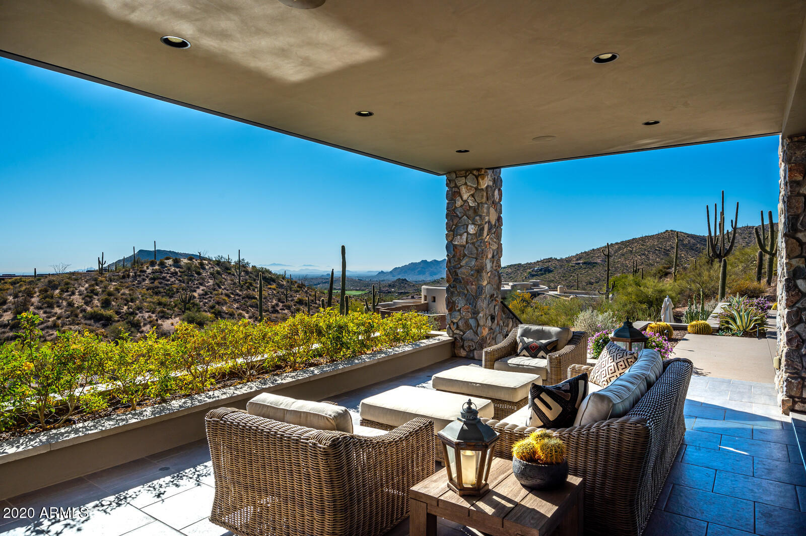 DESERT MOUNTAIN - Residential