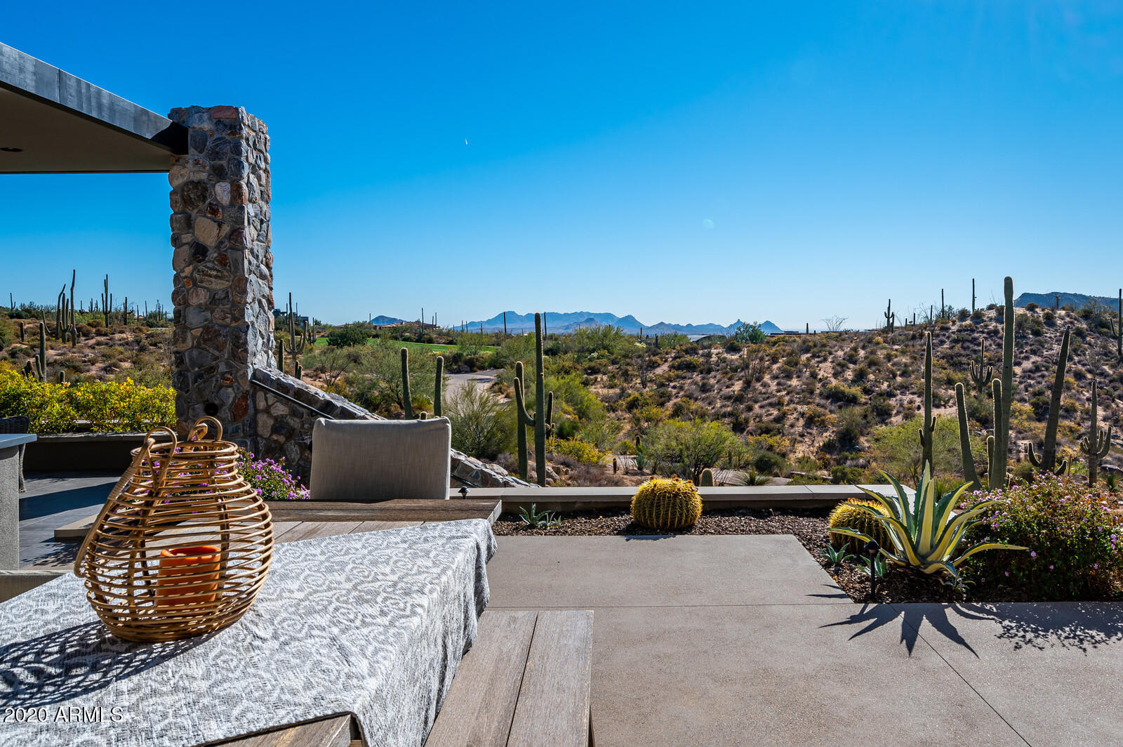 DESERT MOUNTAIN - Residential