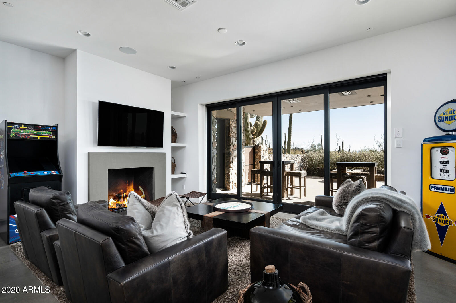 DESERT MOUNTAIN - Residential