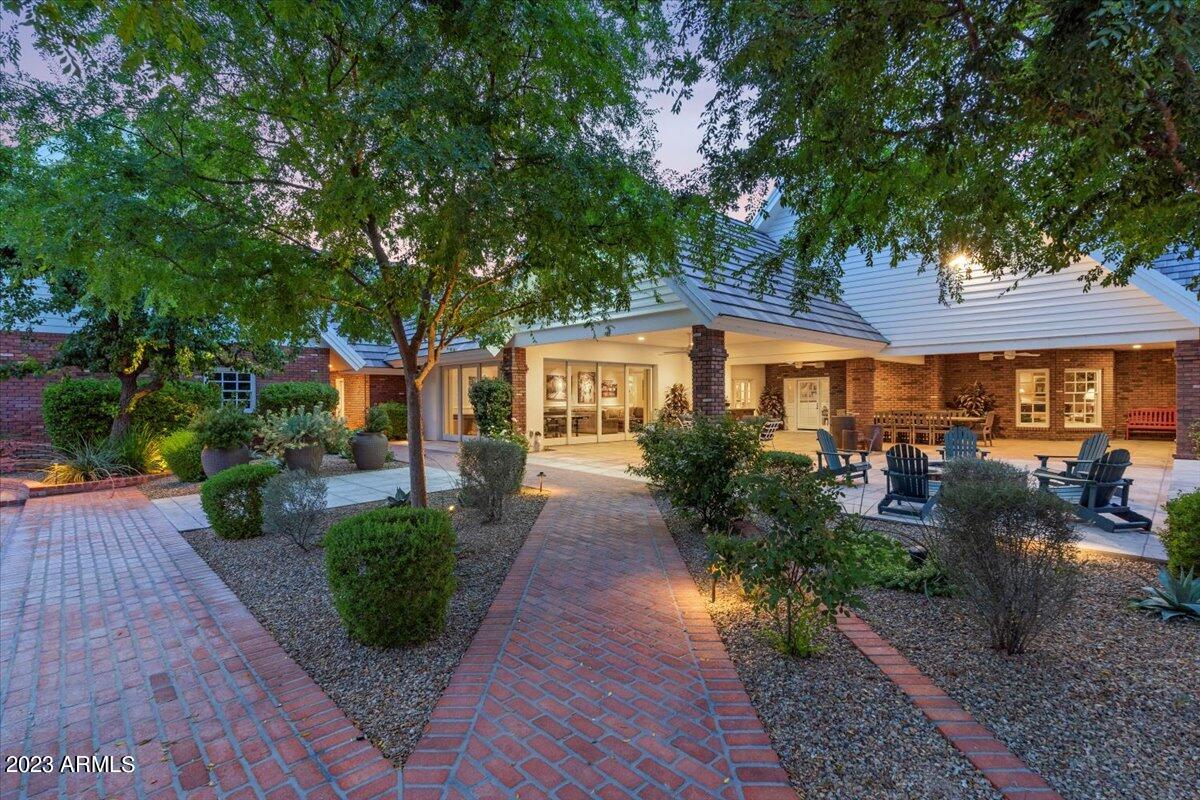 Corona Vista - Residential