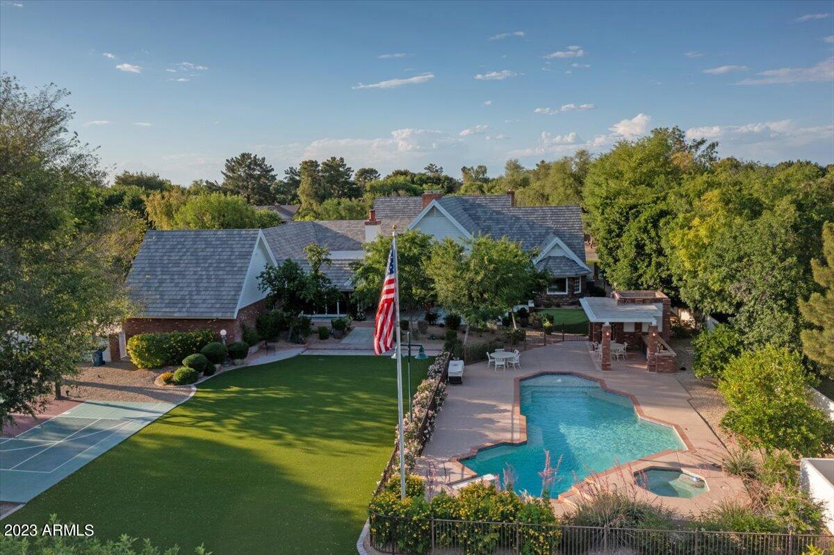 Corona Vista - Residential