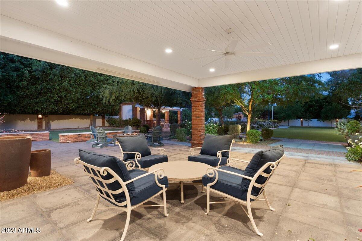 Corona Vista - Residential