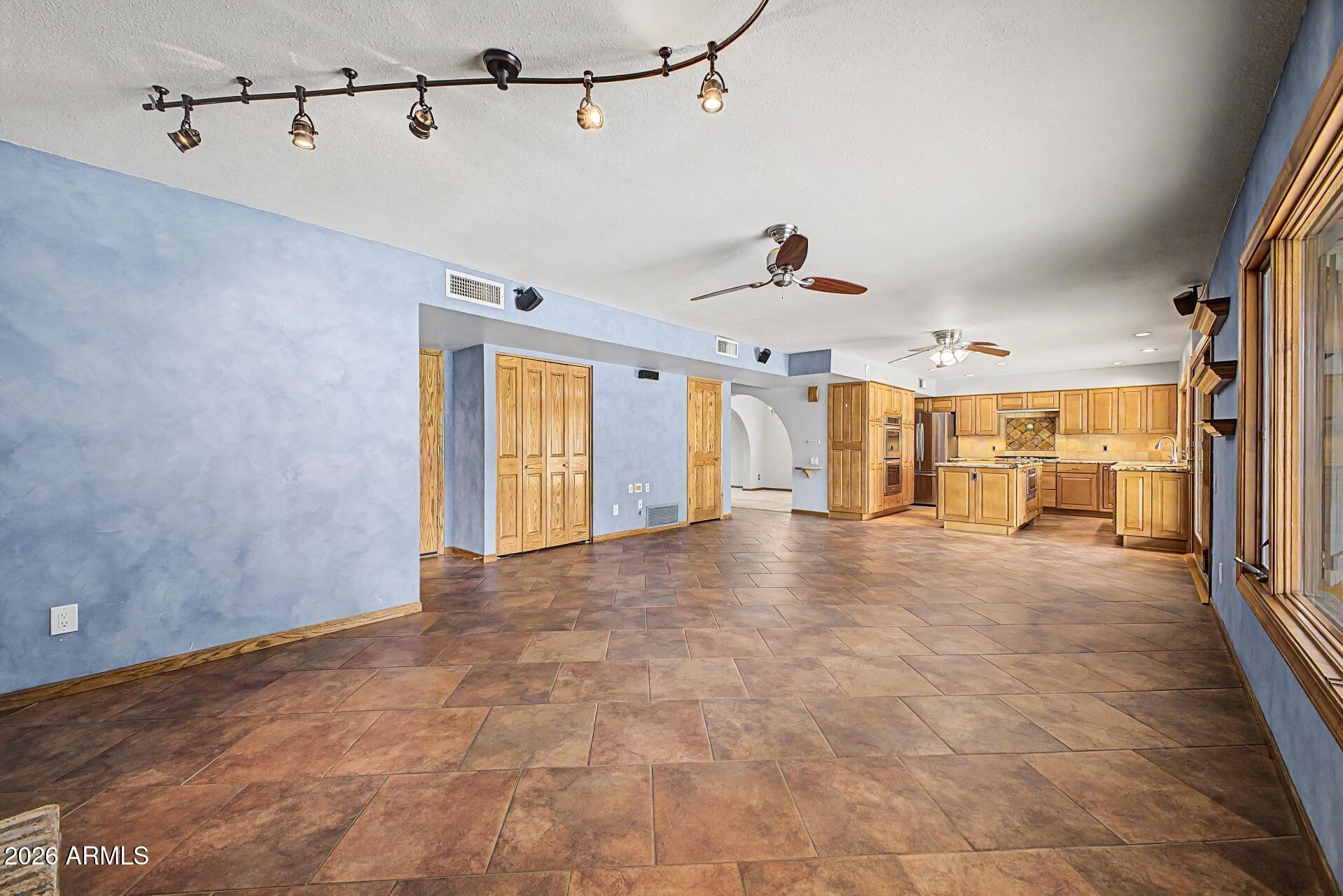 LAKES TRACT C2 - Residential