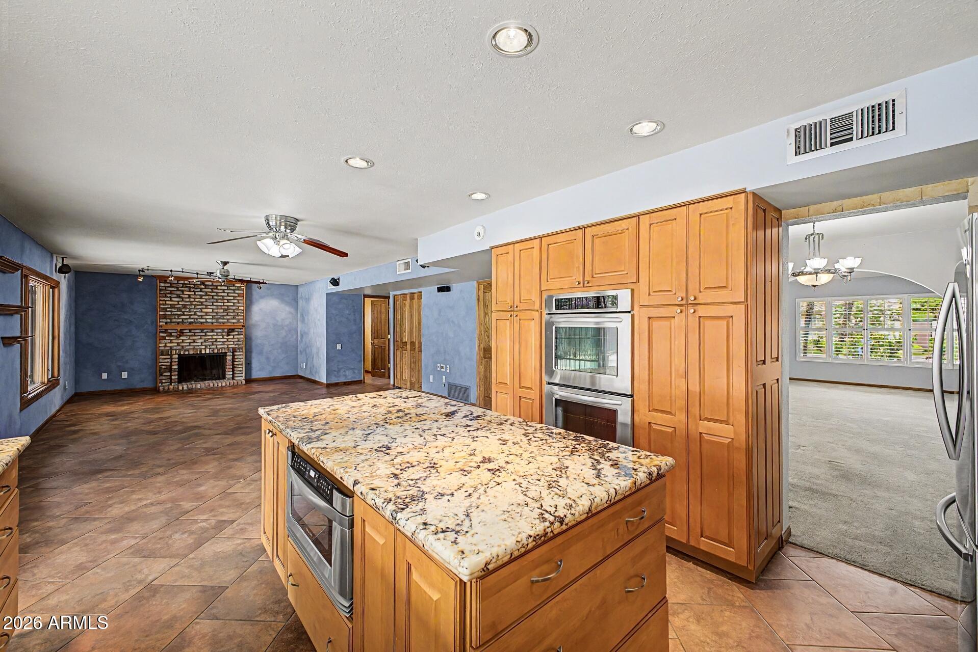 LAKES TRACT C2 - Residential