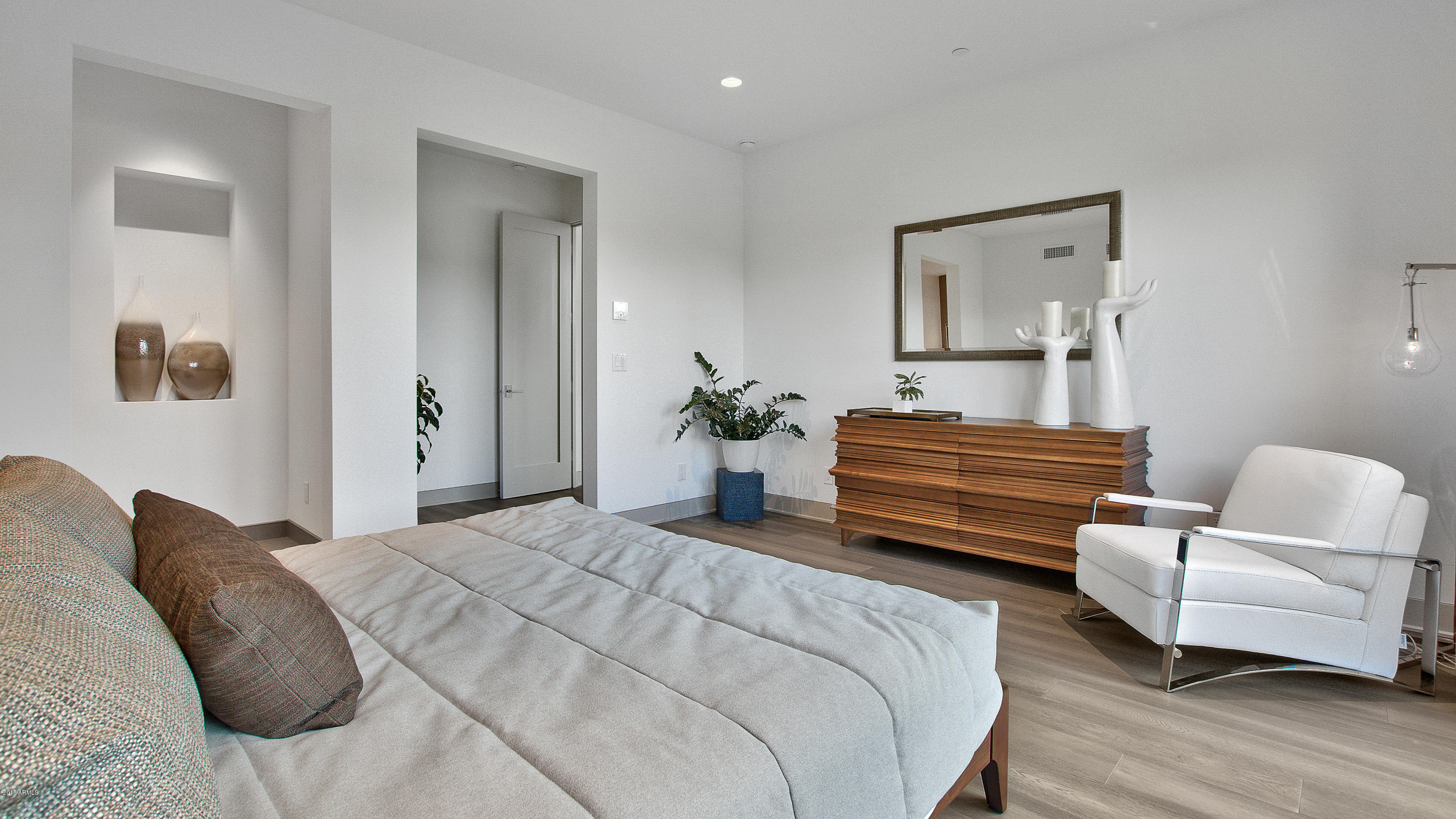 THE VILLAGE AT MOUNTAIN SHADOWS - Residential