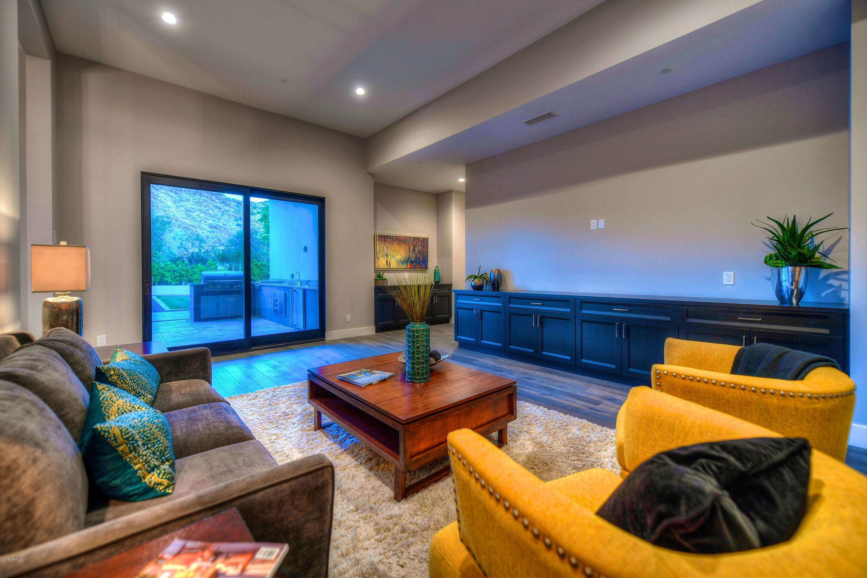 MOCKINGBIRD SQUARE - Residential