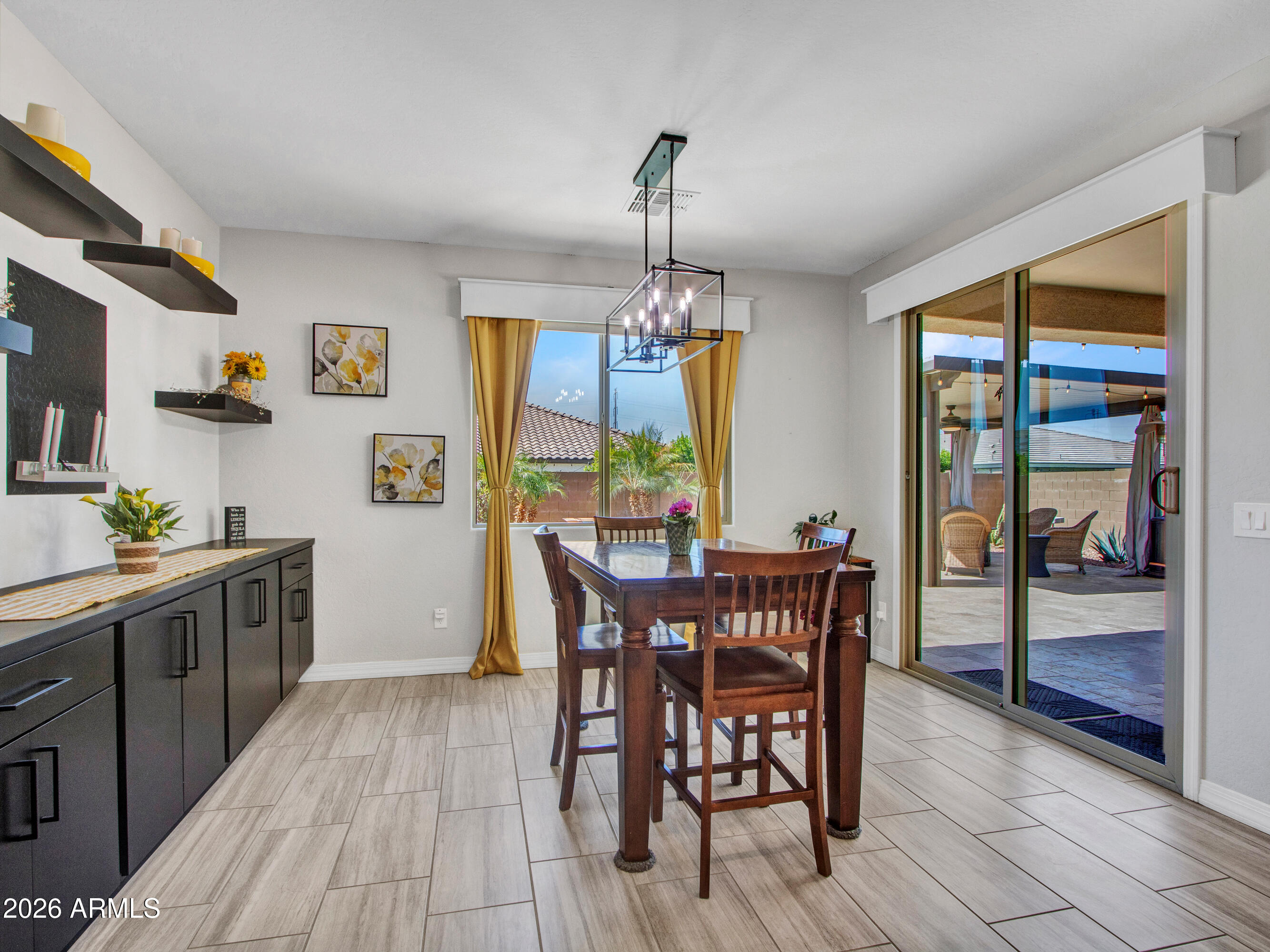 LAS BRISAS PHASE 1 - Residential