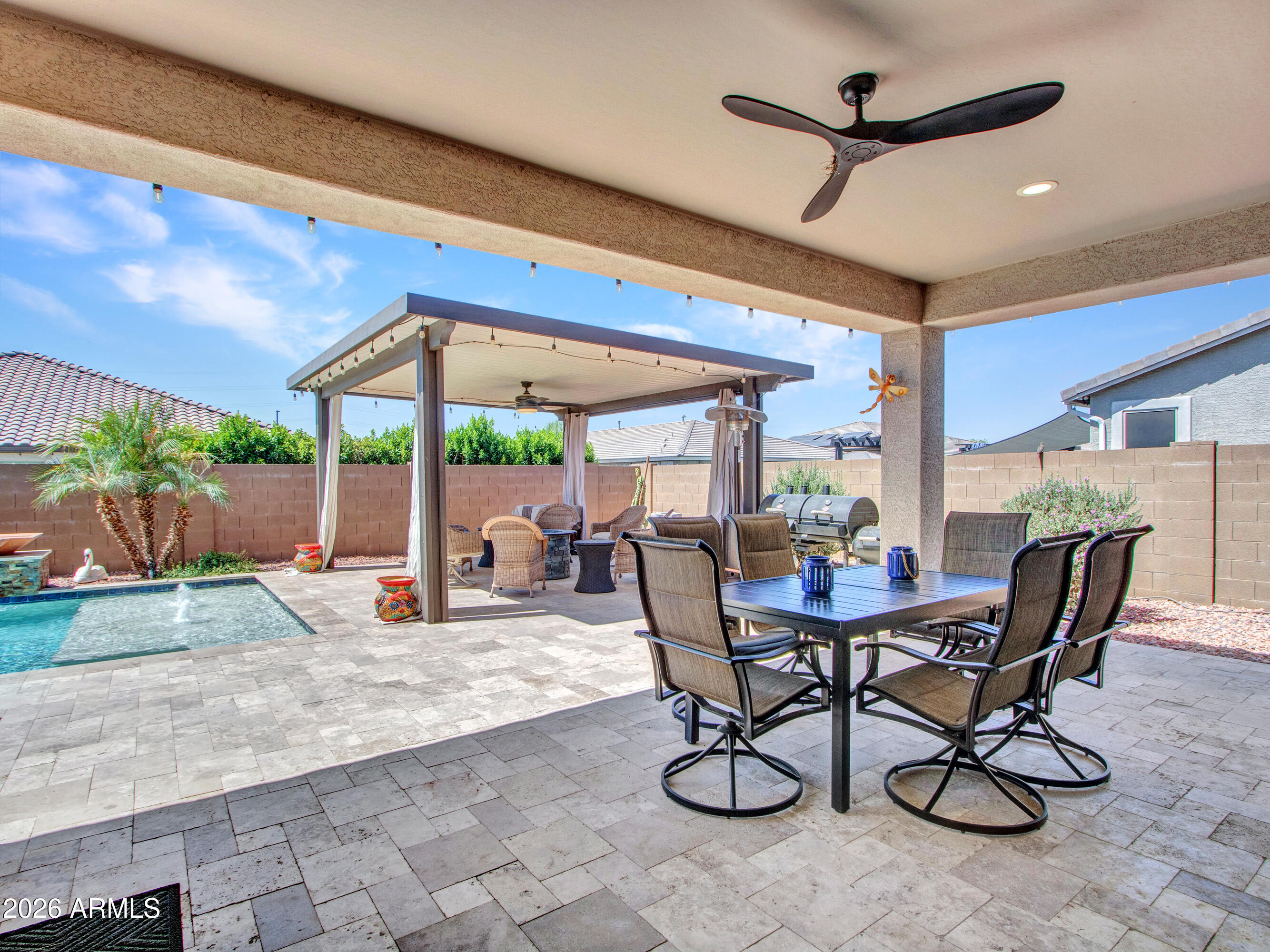 LAS BRISAS PHASE 1 - Residential