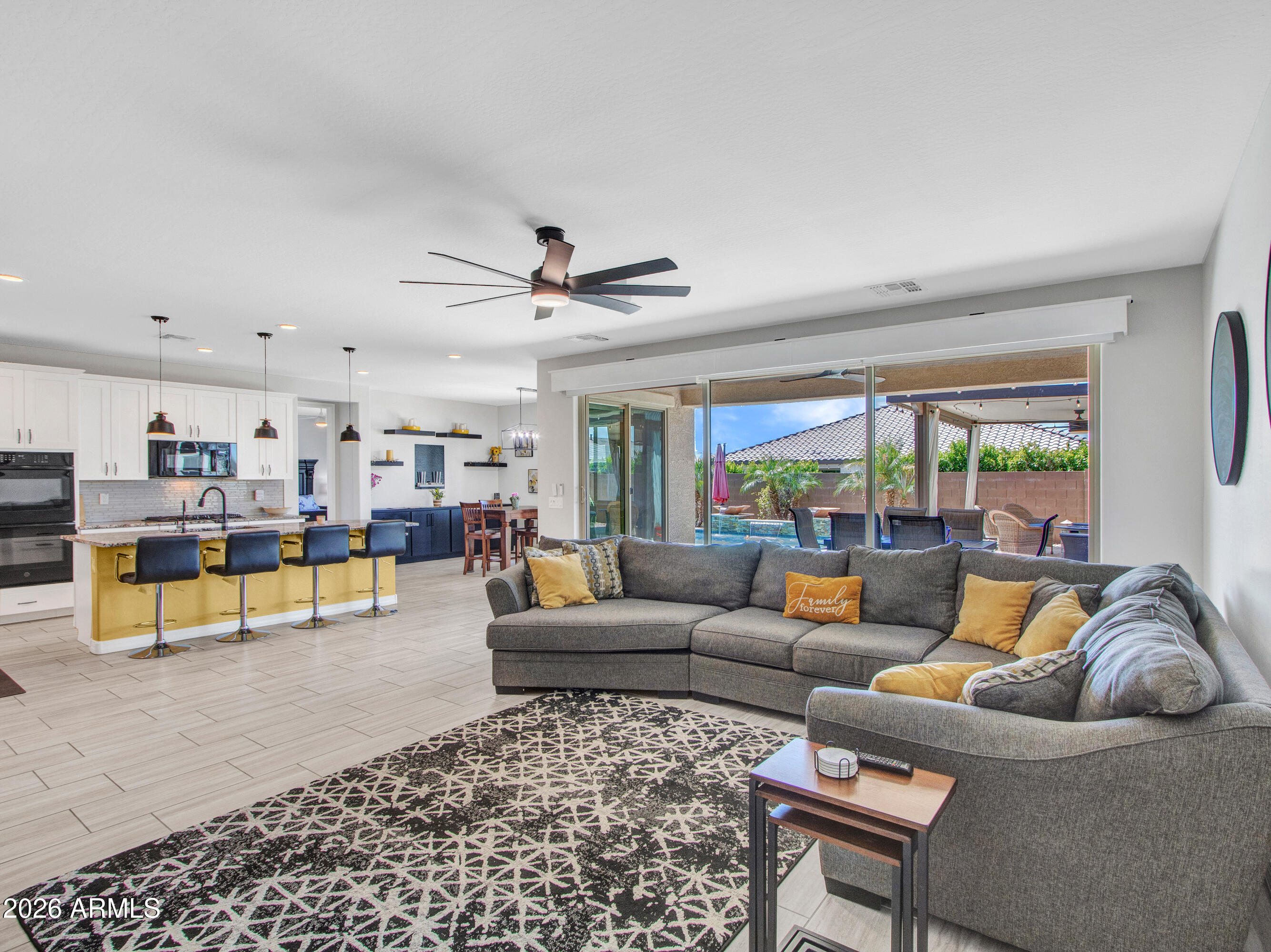 LAS BRISAS PHASE 1 - Residential