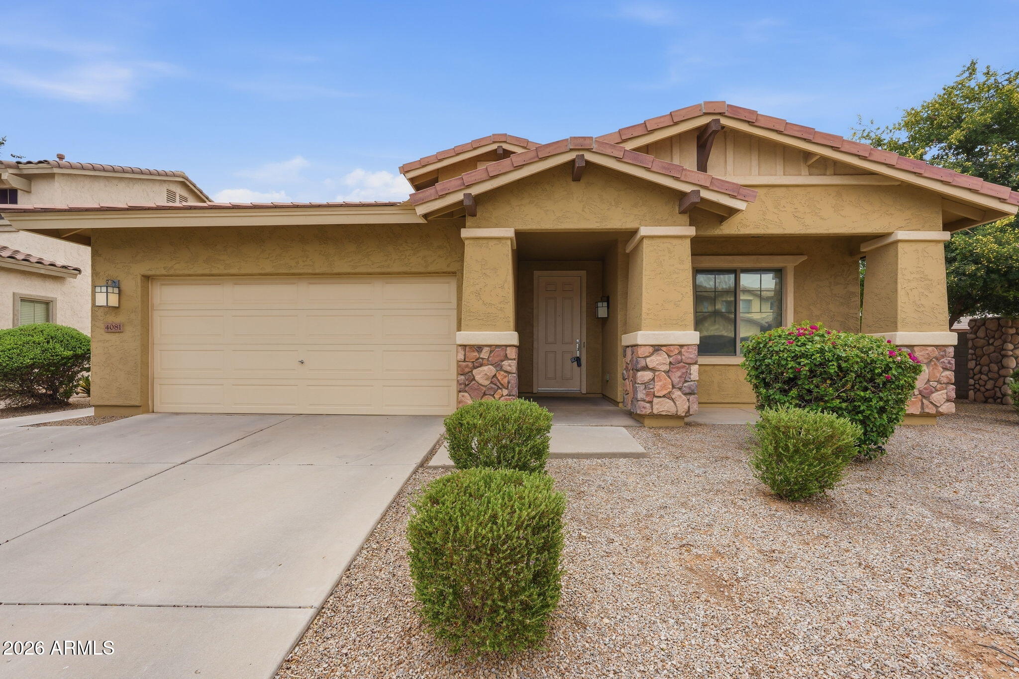 Charming single-story home featuring 4 spacious bedrooms + a den and 2 full bathrooms, perfect for comfortable living with a primary bedroom separate from the other bedrooms. Inside, enjoy a blend of tile and carpet flooring, complemented by rich brown cabinetry, stainless steel appliances, and elegant granite countertops in the kitchen. The open layout provides a welcoming atmosphere for everyday living. Step outside to a large backyard with a covered patio, ideal for relaxing or hosting gatherings year-round. A wonderful opportunity to own a well-appointed home with great indoor and outdoor features!  Walking distance to the community water and playground.
Agent/Buyer to verify all MLS info relating to schools.