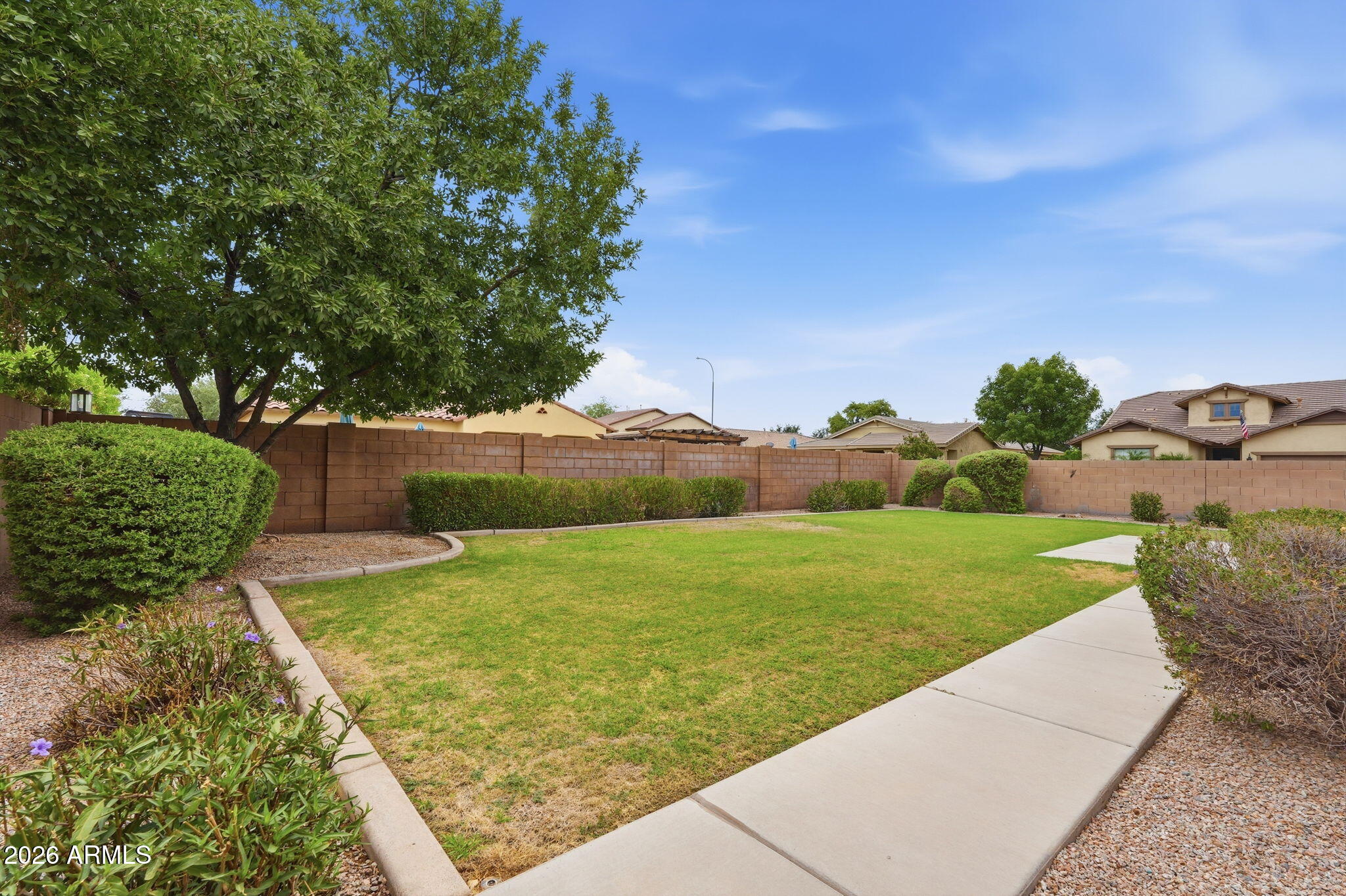 OLD STONE RANCH - Residential