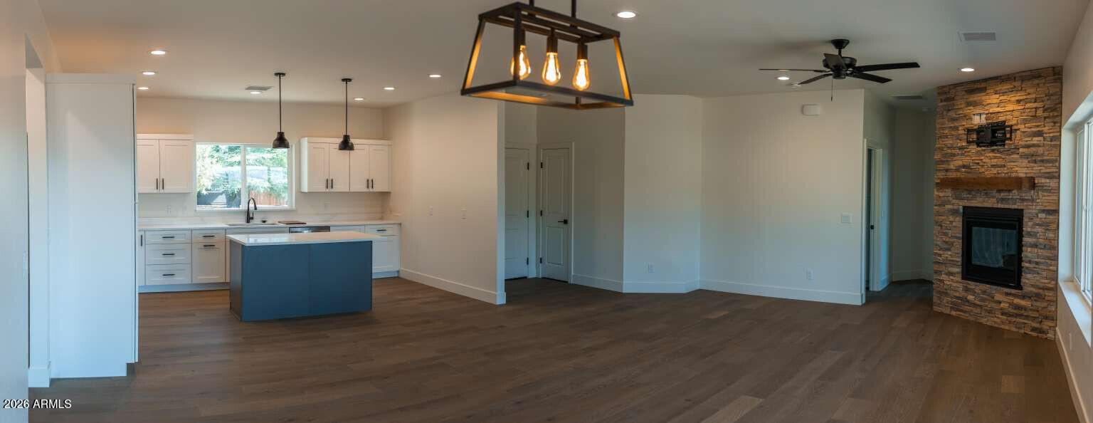 VERDE VILLAGE UNIT 7 - Residential